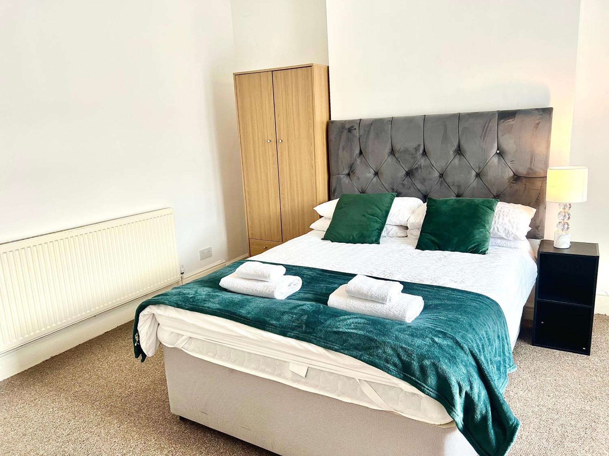 The Coral Guest House 1 Fratton Park Portsmouth Ngoại thất bức ảnh