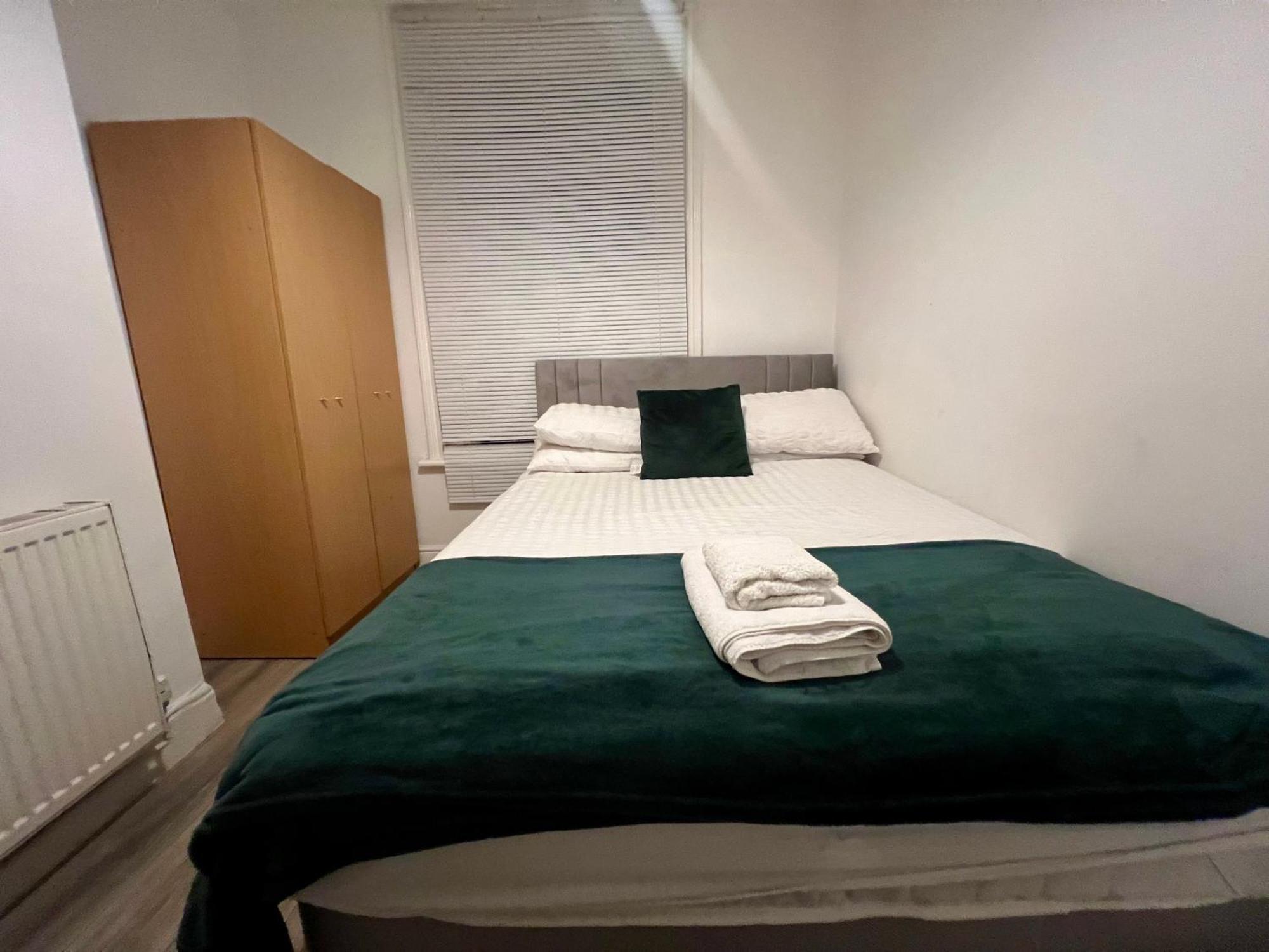 The Coral Guest House 1 Fratton Park Portsmouth Ngoại thất bức ảnh