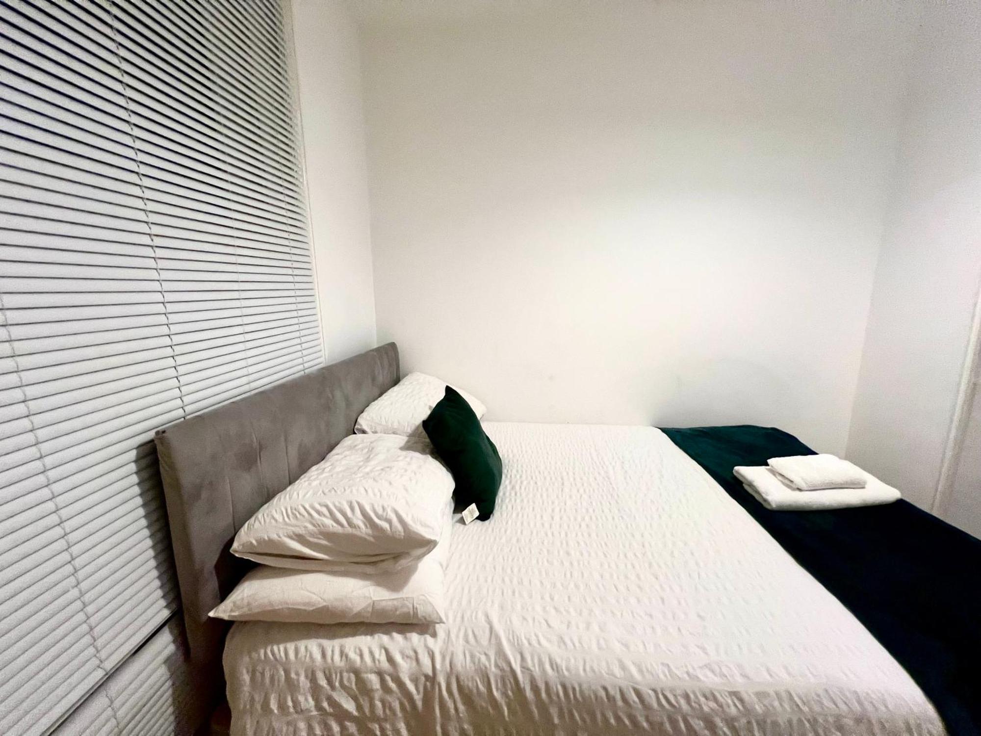 The Coral Guest House 1 Fratton Park Portsmouth Ngoại thất bức ảnh